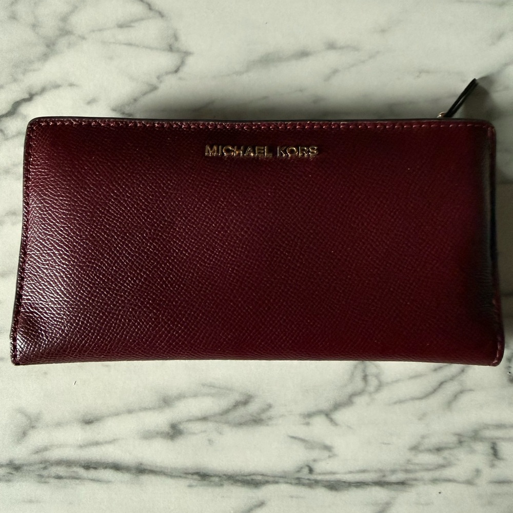 Michael Kors Marion Red Textured Wallet